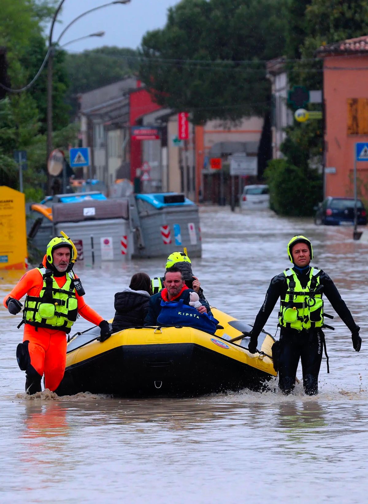 Troppa o poca, l’acqua è un problema