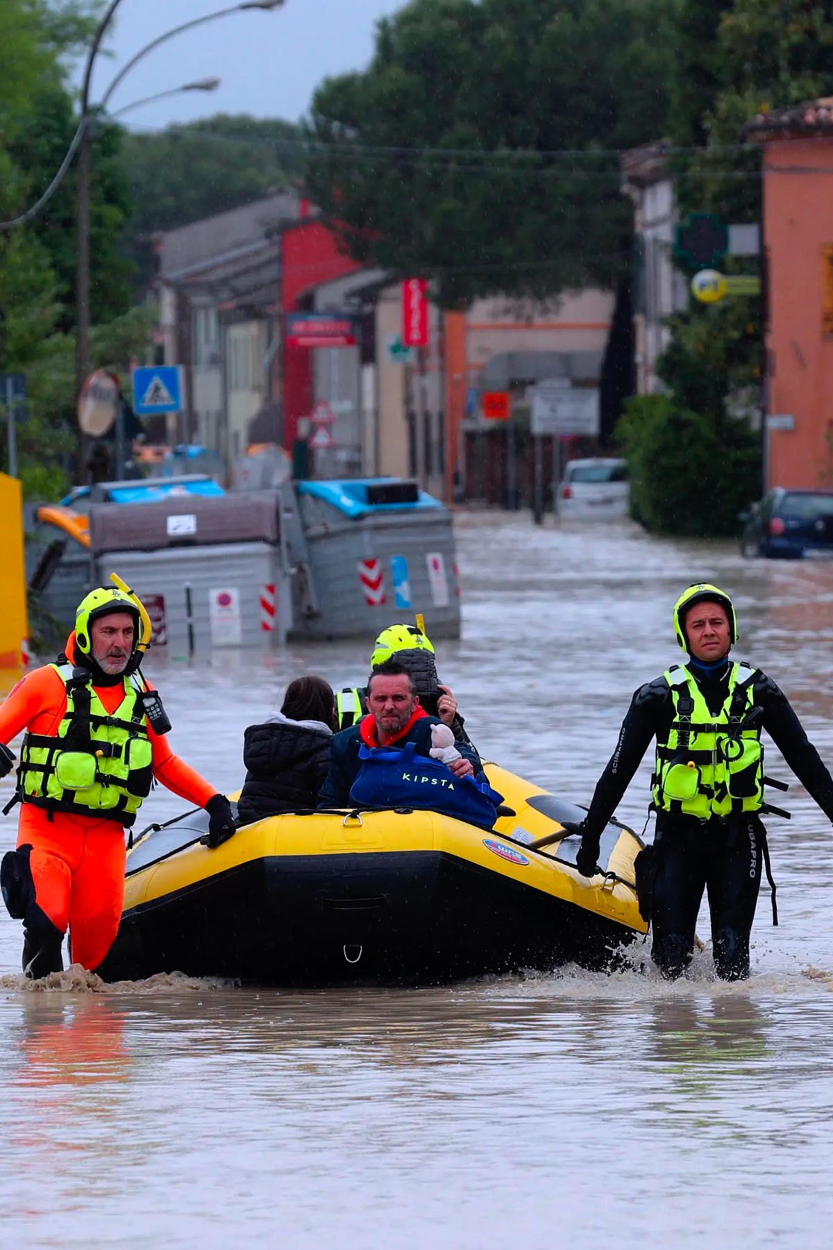 Troppa o poca, l’acqua è un problema